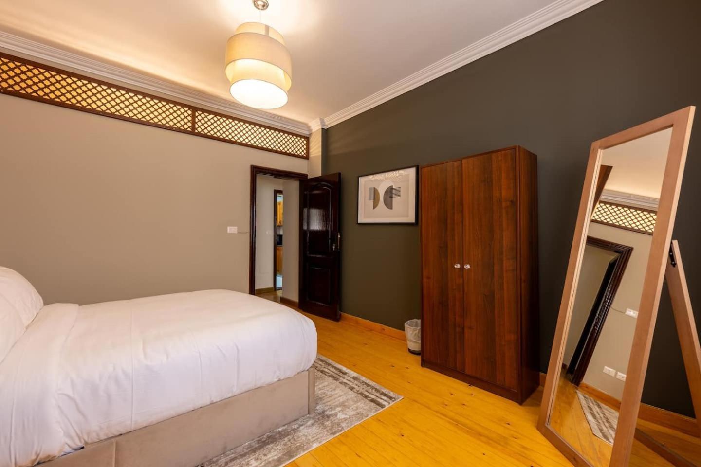 1832 Haven Residences - 2br Serviced - Apartment *